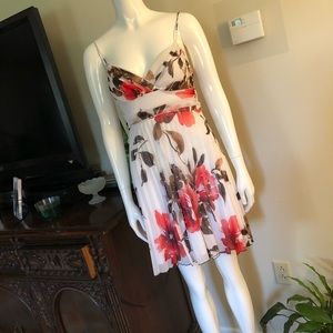 Cute Flirty Summer Dress small